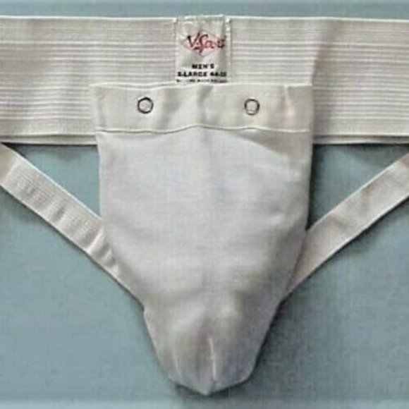 MEN'S V SPORT, JOCKSTRAP & COMFORT HARD PROTECTIVE CUP, A FORTRESS FOR THE BOYS - Picture 4 of 5